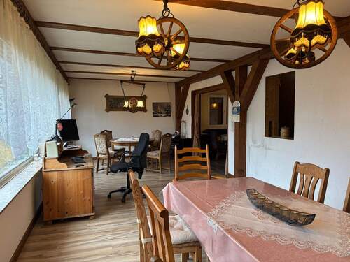 Wohn-/ Esszimmer EG - 