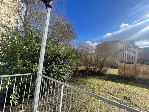 Balkon hofseitig - Etagenwohnung mit 71,60 m&sup2; in Görlitz zur Miete