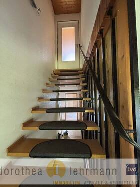 Treppe nach DG - 