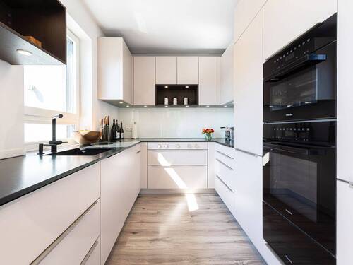 Küche - 4 Zimmer Etagenwohnung in München