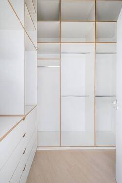 Begehbare Ankleide (Schrankraum) - 