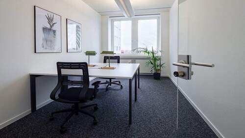 Büroraum mit 2 Arbeitsplätzen - Rivvers Offenbach - Flexible Arbeitsplätze und Büros mit Skylineview - All-in-Miete
