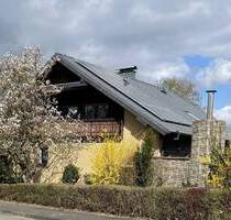 Raum für Familie & Zukunft - Zweifamilienhaus mit Terrasse und Loggia - Extertal Asmissen