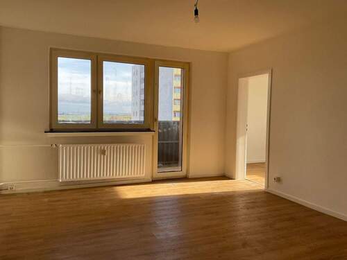 Wohnzimmer - 3 Zimmer Etagenwohnung zur Miete in Düren