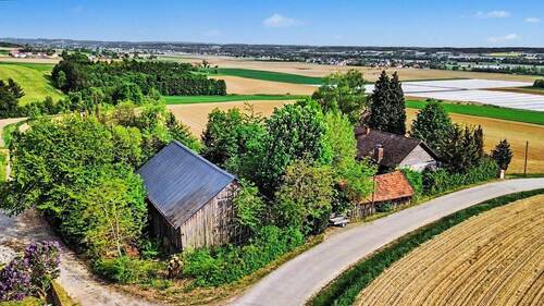 Luftaufnahme - 8 Zimmer Bauernhaus, Landhaus in Eichendorf