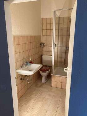 Blick ins Bad1.JPG - 