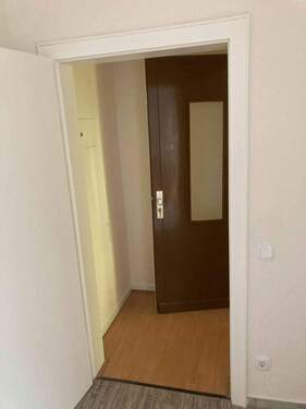 Blick von Küche zur Diele1.JPG - 