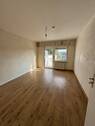 Zimmer mit Balkon - 3 Zimmer Etagenwohnung in Düren