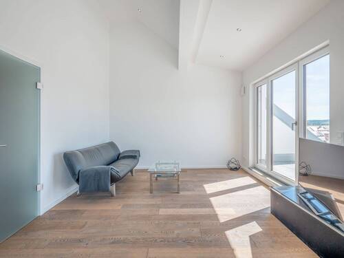 Wohnen 1 - 2 Zimmer Etagenwohnung in Wörthsee / Walchstadt