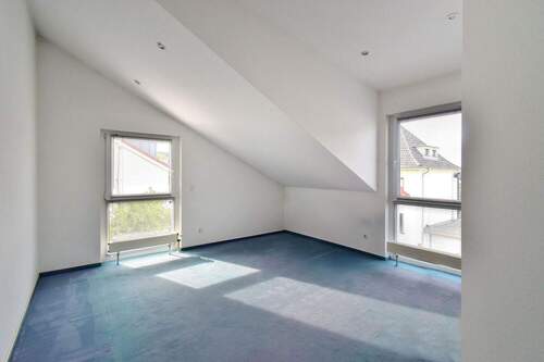 Schlafzimmer 2 von 4 - 