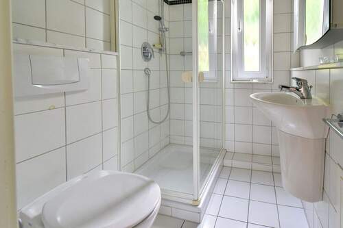 Gäste-WC/Dusche - 