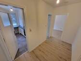 Flur - Etagenwohnung mit 47,20 m&sup2; in Lübeck zur Miete