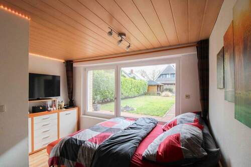 Schlafzimmer EG - 