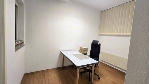 Raum3.jpg - Büro in Würzburg zur Miete