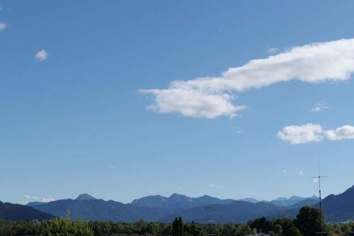 01-Panoramablick - Beste Aussichten: Bezugsfreie 2-Zimmer-Wohnung mit Panoramablick