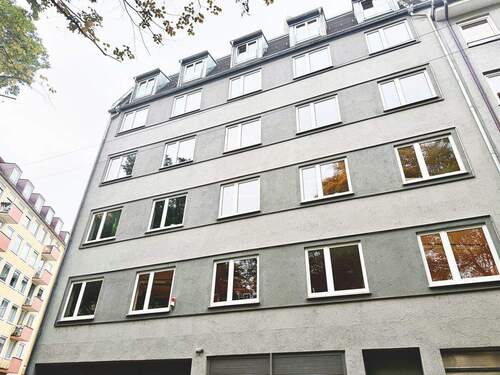 Hausansicht Front - 9 Zimmer Büro zur Miete in München