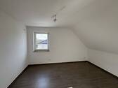 Schlafzimmer - Etagenwohnung mit 78,00 m&sup2; in Weisendorf zur Miete