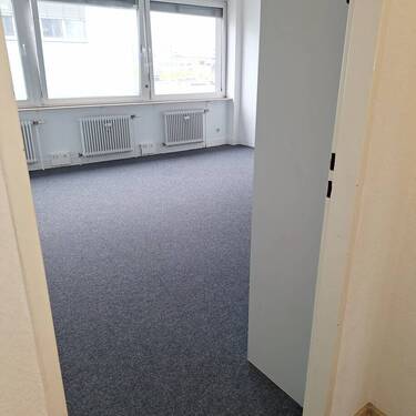 2 - 4 Zimmer Büro zur Miete in Frankfurt am Main