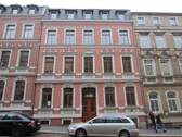 Fassade - IDEAL - gemütliche 1 Raum Wohnung mit Einbauküche