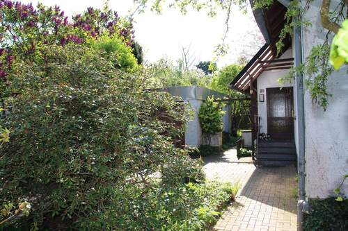 EINGANG - 7 Zimmer Einfamilienhaus zum Kaufen in Tostedt