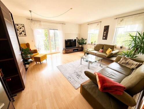 Wohnzimmer - 3 Zimmer Etagenwohnung zum Kaufen in Coswig