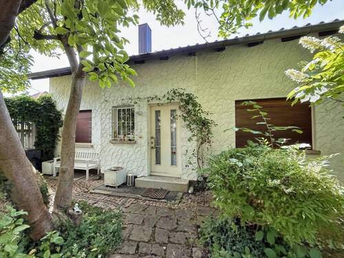 Haus Front - Einfamilienhaus in ruhiger Lage von Kippenheim