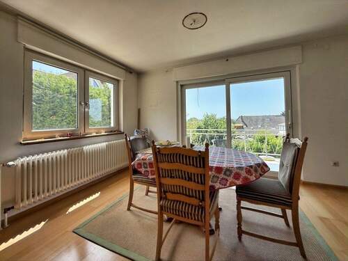 Esszimmer - 7 Zimmer Einfamilienhaus zum Kaufen in Kippenheim