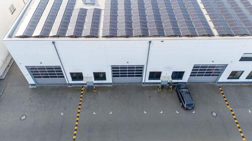 3 Einfahrtstore 5 x 4,8 m - Halle zur Miete in Neumarkt