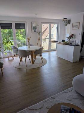 Esszimmer Blick Wohnzimmer - 