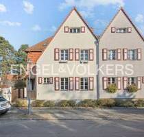 Familientraum in Top-Lage - Doppelhaushälfte mit Platz für Generationen - Berlin Westend