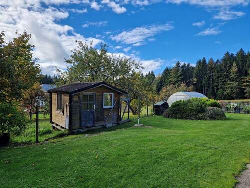 Blick Richtung Obstgarten - 