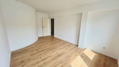 Helle 3-Zimmer-Wohnung - 