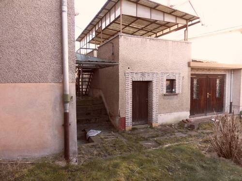 Garage und Terrasse - 