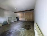 Garage - 