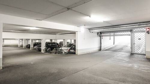 Tiefgarage - 