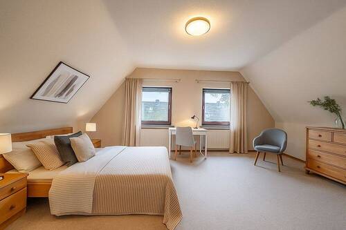 200-8680_Schlafzimmer_II_gestaged - 