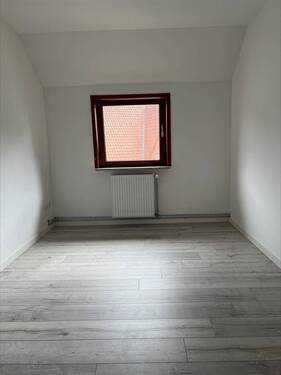 processed-E5F16E9D-2C5E-4820-8650-3A45E10041F0 - 