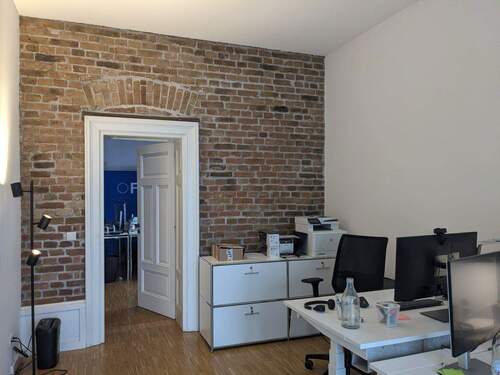 Schlaf-/Bürozimmer I - 