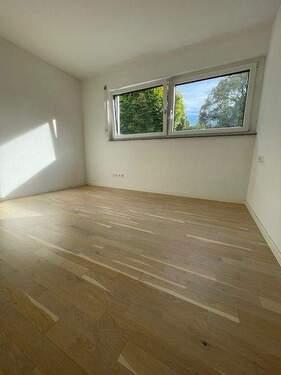 Schlafzimmer b.jpg - 2 Zimmer Terrassenwohnung in Bietigheim-Bissingen