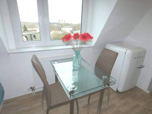 Essplatz - 1 Zimmer Etagenwohnung in Wiesbaden