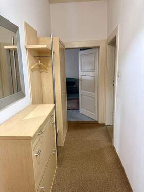 Hinterer Flur - 3 Zimmer Etagenwohnung zur Miete in Zirndorf