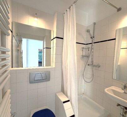 Gäste-Duschbad - 