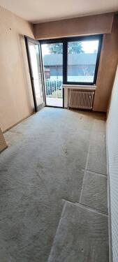 eins der beiden kleinen Schlafräume im 1.OG - 