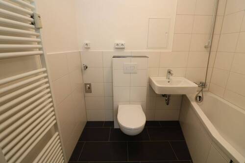 Bad - 3 Zimmer Etagenwohnung in Freiberg