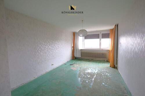 Im Obergeschoss gibt es drei... - 