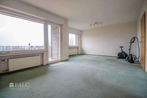 Geräumiger Wohnbereich - 