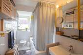 Bad im Dachgeschoss - 