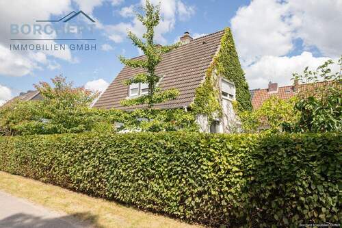 Bild 1 - Kleines Häuschen mit tollem Grundstück in bester Lage von Elmshorn!