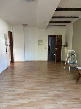 Wohnzimmer - 2 Zimmer Etagenwohnung zur Miete in Kulmbach