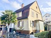 Hausansicht - Doppelhaushälfte in Weil am Rhein mit Garage und Garten